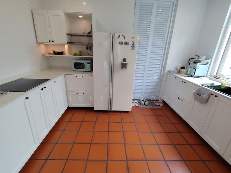 Bright & Spacious Master Suite for Rent in Novena Bungalow, , Room Rental, 250 sqft, Bungalow House For Rent, by Winnie Choo, 500166143 - Kitchen - PropertyGuru.com.sg
