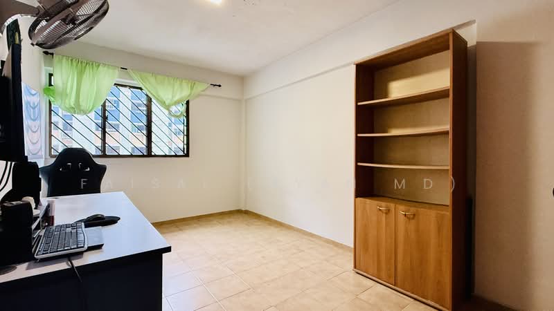 111 Serangoon North Avenue 1, 111 Serangoon North Avenue 1, 3 Bedrooms, 980 sqft, HDB Flat For Sale, by Faisal (Ryan MD), 500166145 - Study - PropertyGuru.com.sg