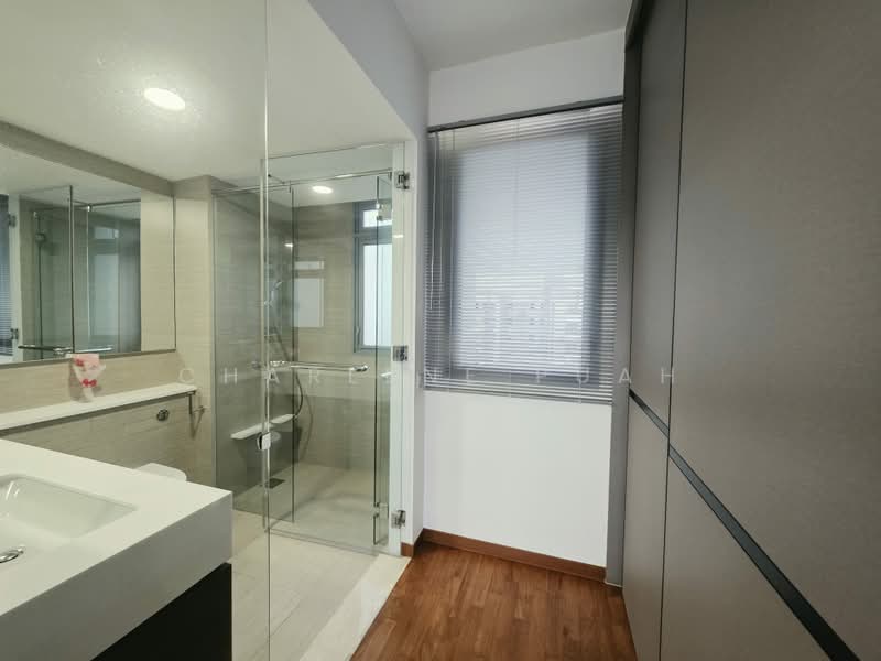 RiverTrees Residences, 21 Fernvale Close, 3 Bedrooms, 1,119 sqft, Condominium For Sale, by Charlene Puah, 500166155 - Bathroom - PropertyGuru.com.sg