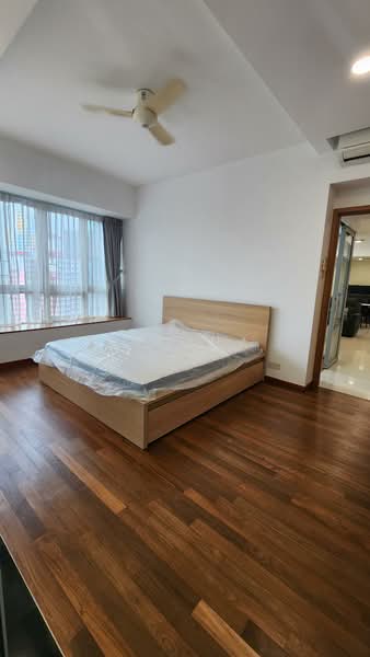 Twin Regency, 26 Kim Tian Road, 3 Bedrooms, 1,442 sqft, Condominium For Rent, by Regina Lim, 500166157 - Bedroom - PropertyGuru.com.sg