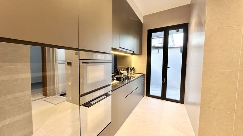Brand New Freehold Terrace, Jalan Sankam, 5 Bedrooms, 4,834 sqft, Terraced House For Sale, by Eileen Siu, 500166159 - Kitchen - PropertyGuru.com.sg