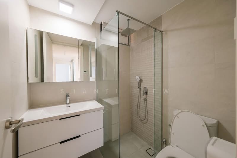 Tanamera Crest, 6 Pari Dedap Walk, 4 Bedrooms, 2,014 sqft, Condominium For Sale, by Shanel Liew, 500166160 - Bathroom - PropertyGuru.com.sg