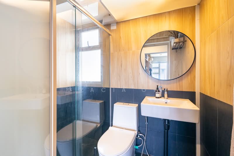 110A Depot Road, 110A Depot Road, 3 Bedrooms, 990 sqft, HDB Flat For Sale, by Gracia Ow, 500166163 - Bathroom - PropertyGuru.com.sg