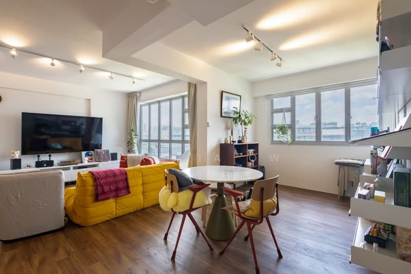 110A Depot Road, 110A Depot Road, 3 Bedrooms, 990 sqft, HDB Flat For Sale, by Gracia Ow, 500166163 - Living Room - PropertyGuru.com.sg