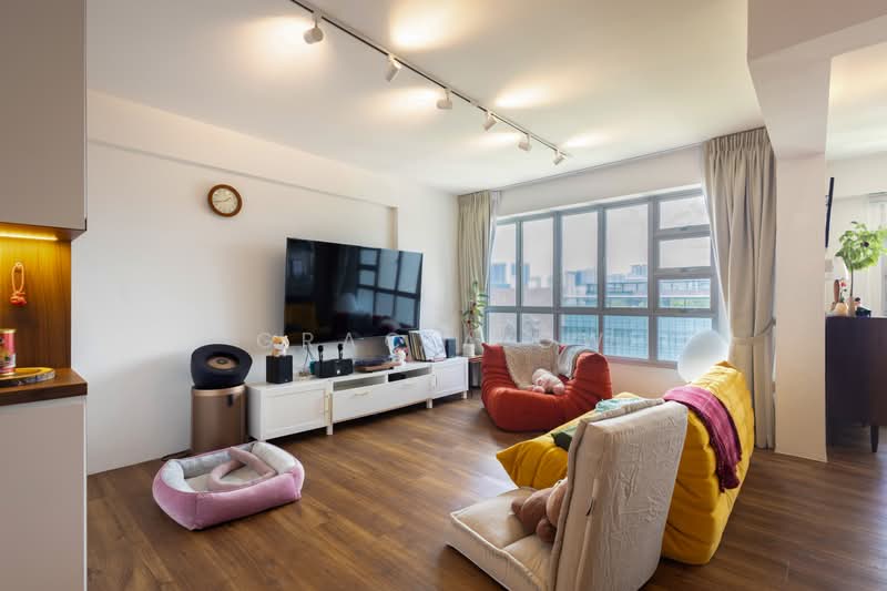 110A Depot Road, 110A Depot Road, 3 Bedrooms, 990 sqft, HDB Flat For Sale, by Gracia Ow, 500166163 - Living Room - PropertyGuru.com.sg