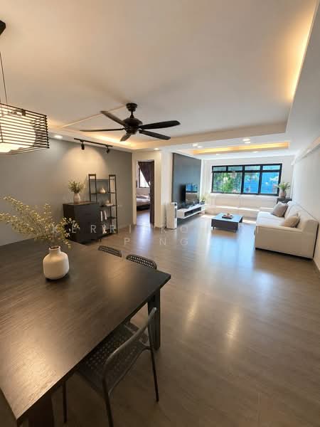 136 Bishan Street 12, 136 Bishan Street 12, 4 Bedrooms, 1,302 sqft, HDB Flat For Sale, by Kerri Koh Li Ping, 500166179 - Living Room - PropertyGuru.com.sg