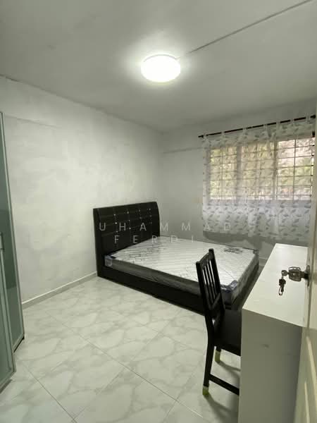 715 Clementi West Street 2, 715 Clementi West Street 2, 3 Bedrooms, 980 sqft, HDB Flat For Rent, by Muhammad Ferdi, 500166182 - Bedroom - PropertyGuru.com.sg