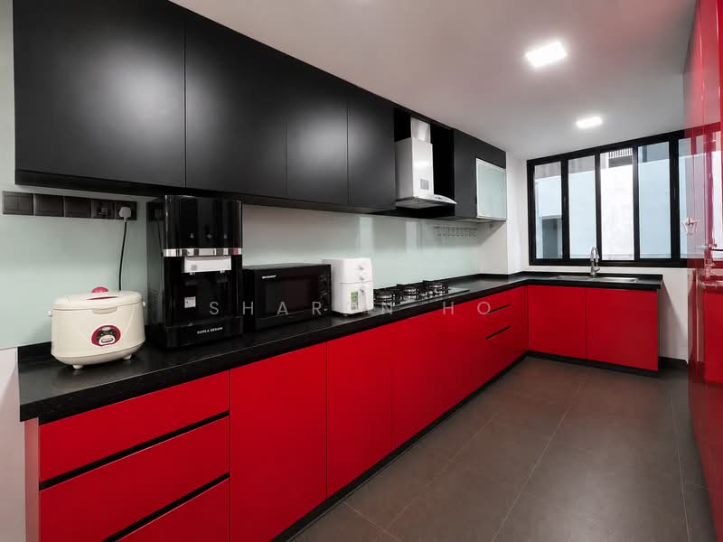 Elias Terrace, Elias Terrace, 5 Bedrooms, 3,700 sqft, Terraced House For Sale, by Sharon Ho, 500166183 - Kitchen - PropertyGuru.com.sg