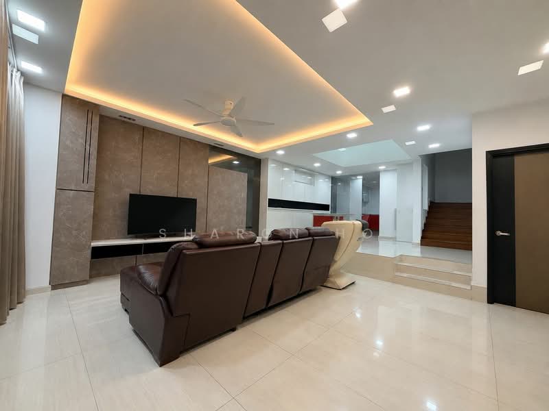 Elias Terrace, Elias Terrace, 5 Bedrooms, 3,700 sqft, Terraced House For Sale, by Sharon Ho, 500166183 - Living Room - PropertyGuru.com.sg