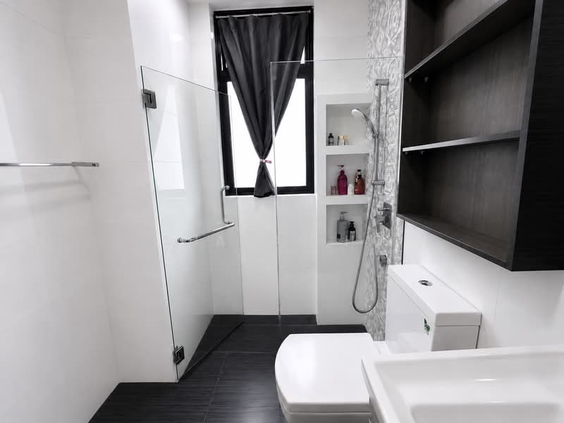 Elias Terrace, Elias Terrace, 5 Bedrooms, 3,700 sqft, Terraced House For Sale, by Sharon Ho, 500166183 - Bathroom - PropertyGuru.com.sg