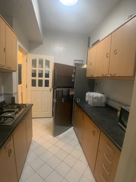 The Sunny Spring, 50 Lorong 40 Geylang, 7 Bedrooms, 1,200 sqft, Apartment For Rent, by Wayne Deng, 500166184 - Kitchen - PropertyGuru.com.sg