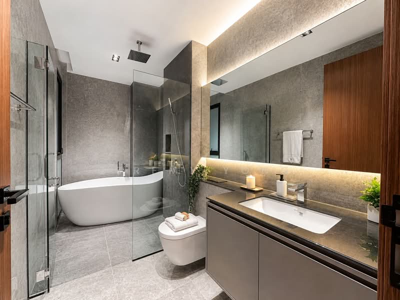 BRAND NEW INTER-TERRACE JALAN SANKAM, , 5 Bedrooms, 4,834 sqft, Terraced House For Sale, by Jeremy Yong, 500166186 - Master Bathroom - PropertyGuru.com.sg