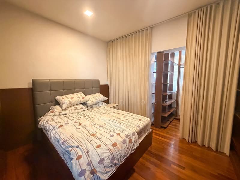 Claymore Plaza Apartments, 6 Claymore Hill, 2 Bedrooms, 797 sqft, Apartment For Rent, by Roland Ong, 500166190 - Bedroom - PropertyGuru.com.sg