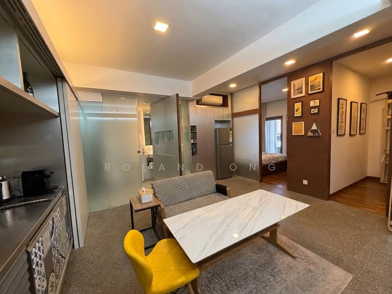 Claymore Plaza Apartments, 6 Claymore Hill, 2 Bedrooms, 797 sqft, Apartment For Rent, by Roland Ong, 500166190 - Living Room - PropertyGuru.com.sg