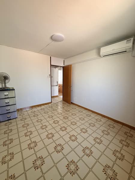 334 Kreta Ayer Road, 334 Kreta Ayer Road, Room Rental, 170 sqft, HDB Flat For Rent, by Kelly Chou, 500166195 - Interior - PropertyGuru.com.sg