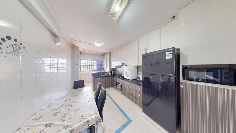 109 Tampines Street 11, 109 Tampines Street 11, 2 Bedrooms, 796 sqft, HDB Flat For Sale, by Jamilah Md Yusof, 500166205 - Kitchen - PropertyGuru.com.sg