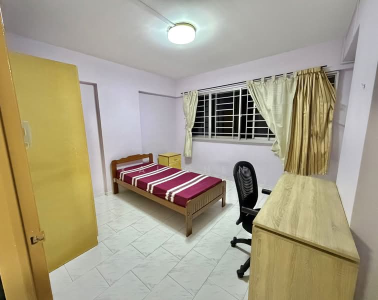 124 Pasir Ris Street 11, 124 Pasir Ris Street 11, Room Rental, 120 sqft, HDB Flat For Rent, by Kai Chen, 500166208 - Bedroom - PropertyGuru.com.sg