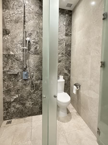 The Hillier, 6 Hillview Rise, Studio, 624 sqft, Condominium For Rent, by Catherine Palma, 500166211 - Bathroom - PropertyGuru.com.sg