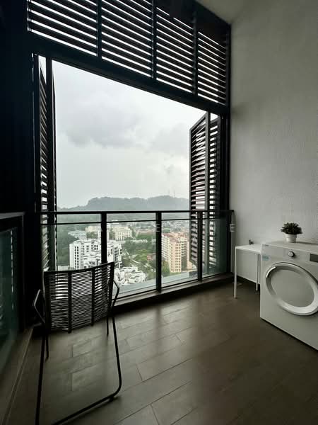 The Hillier, 6 Hillview Rise, Studio, 624 sqft, Condominium For Rent, by Catherine Palma, 500166211 - Balcony - PropertyGuru.com.sg