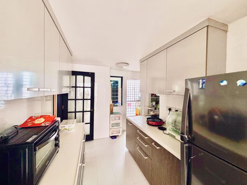 Chiltern Park, 131 Serangoon Avenue 3, 3 Bedrooms, 1,571 sqft, Condominium For Sale, by Louis Neo, 500166214 - Kitchen - PropertyGuru.com.sg