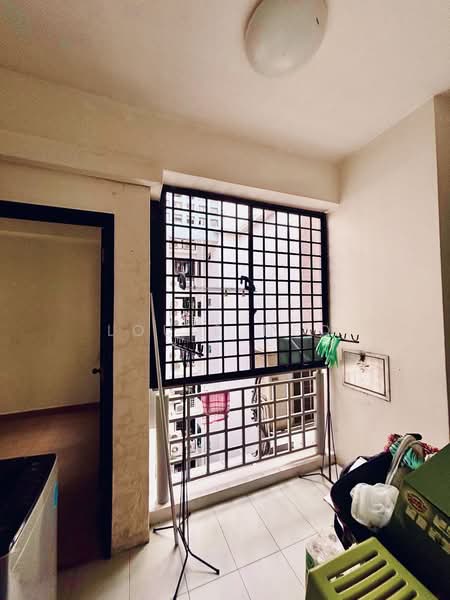 Chiltern Park, 131 Serangoon Avenue 3, 3 Bedrooms, 1,571 sqft, Condominium For Sale, by Louis Neo, 500166214 - Balcony - PropertyGuru.com.sg
