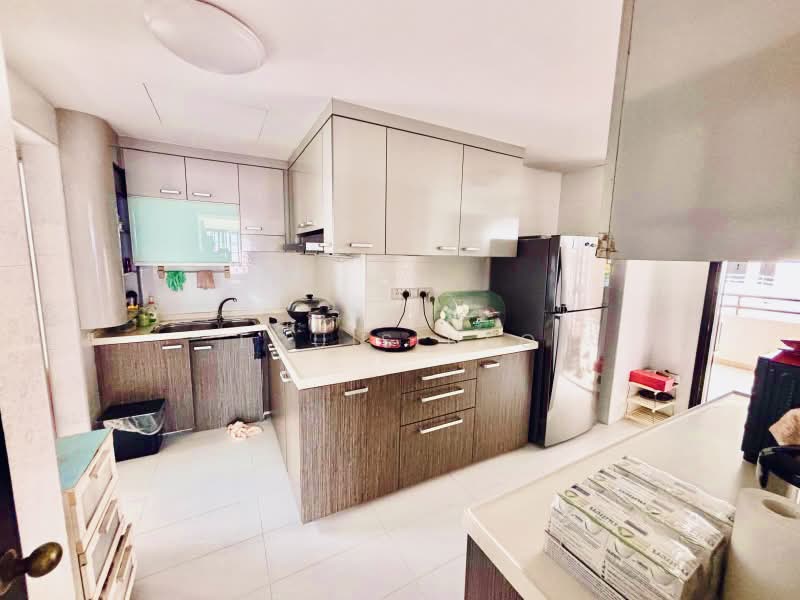 Chiltern Park, 131 Serangoon Avenue 3, 3 Bedrooms, 1,571 sqft, Condominium For Sale, by Louis Neo, 500166214 - Kitchen - PropertyGuru.com.sg