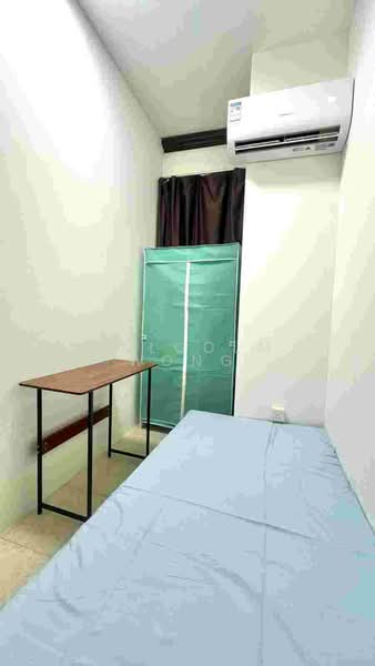 Castle Green, 481 Yio Chu Kang Road, Room Rental, 100 sqft, Condominium For Rent, by Malcolm Wong, 500166222 - Bedroom - PropertyGuru.com.sg