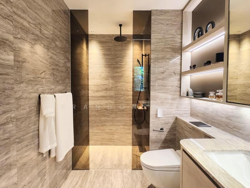 The Continuum, 1-8 Thiam Siew Avenue, 5 Bedrooms, 1,905 sqft, Condominium For Sale, by Brandon Koh, 500166229 - Master Bathroom - PropertyGuru.com.sg