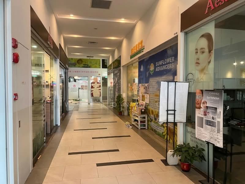 The MidTown, 1189 Upper Serangoon Road, 904 sqft, Mall Shop For Sale, by Watson Poh, 500166239 - Corridor - CommercialGuru.com.sg