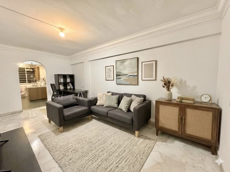 159 Lorong 1 Toa Payoh, 159 Lorong 1 Toa Payoh, 3 Bedrooms, 700 sqft, HDB Flat For Sale, by Melody Liew, 500166246 - Living Room - PropertyGuru.com.sg