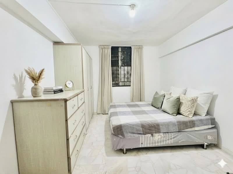 159 Lorong 1 Toa Payoh, 159 Lorong 1 Toa Payoh, 3 Bedrooms, 700 sqft, HDB Flat For Sale, by Melody Liew, 500166246 - Bedroom - PropertyGuru.com.sg
