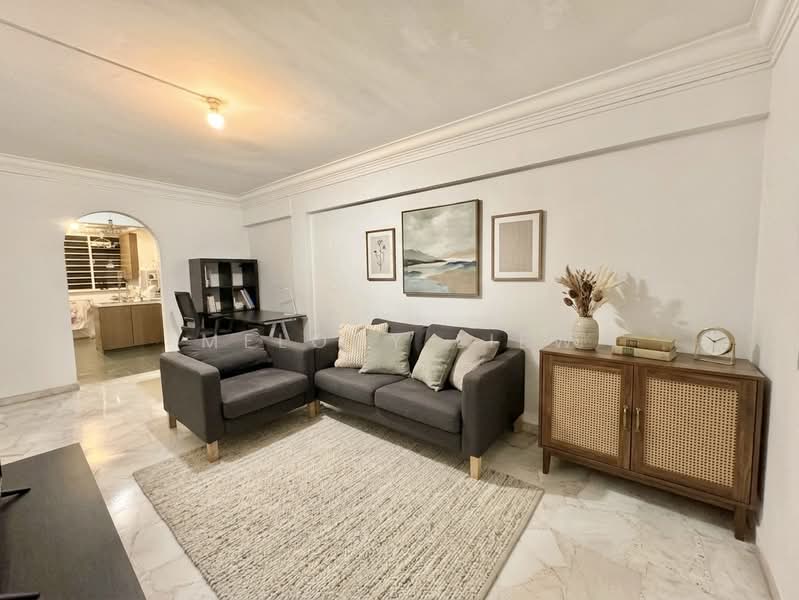 159 Lorong 1 Toa Payoh, 159 Lorong 1 Toa Payoh, 3 Bedrooms, 700 sqft, HDB Flat For Sale, by Melody Liew, 500166246 - Living Room - PropertyGuru.com.sg