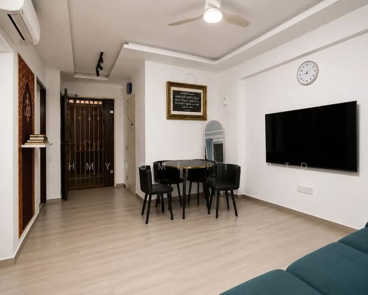 322C Sumang Walk, 322C Sumang Walk, 2 Bedrooms, 731 sqft, HDB Flat For Sale, by DICKSON PANG, 500166251 - Entrance - PropertyGuru.com.sg