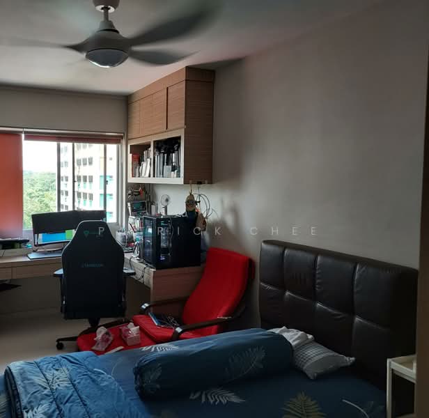 213 Petir Road, 213 Petir Road, 4 Bedrooms, 1,313 sqft, HDB Flat For Sale, by Patrick Chee, 500166258 - Bedroom - PropertyGuru.com.sg