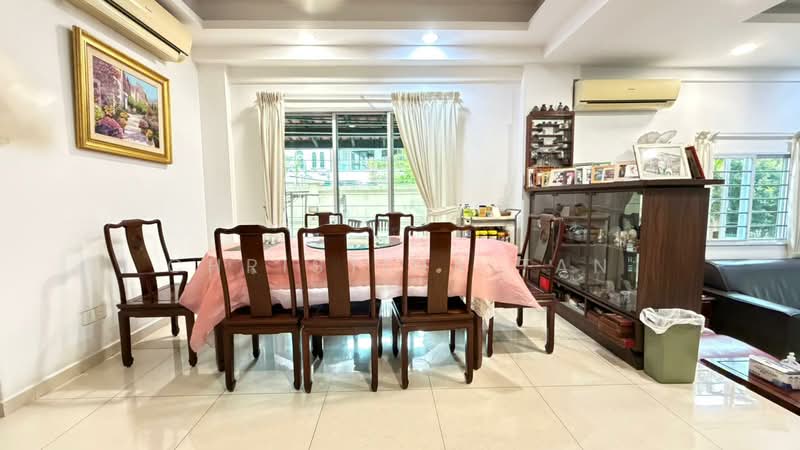 Westwood Avenue, Westwood Avenue, 5 Bedrooms, 3,500 sqft, Semi-Detached House For Sale, by Christina Tan, 500166262 - Dining Room - PropertyGuru.com.sg