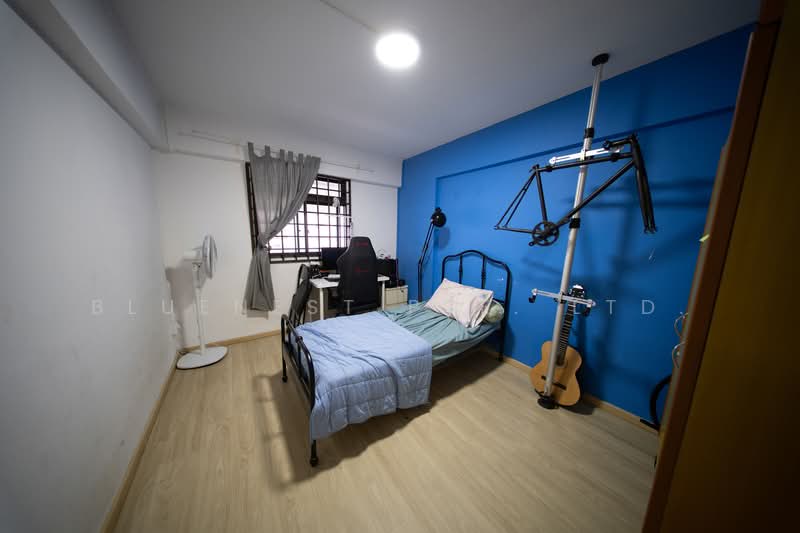 160 Yishun Street 11, 160 Yishun Street 11, 2 Bedrooms, 721 sqft, HDB Flat For Sale, by KENNETH CHUA, 500166270 - Bedroom - PropertyGuru.com.sg