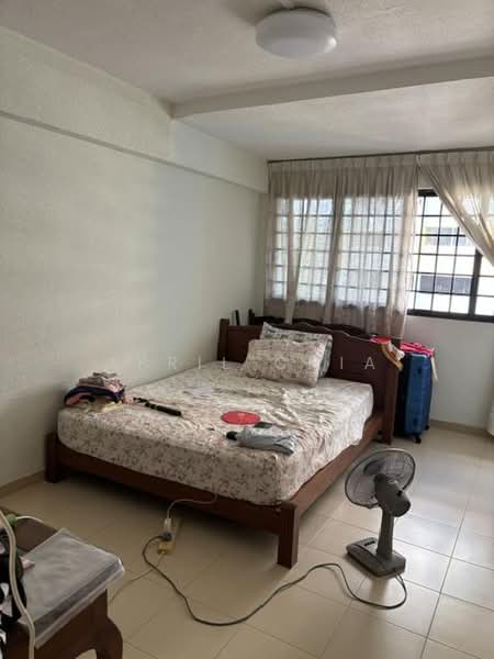 154 Yishun Street 11, 154 Yishun Street 11, 5 Bedrooms, 1,302 sqft, HDB Flat For Sale, by April Chia, 500166281 - Bedroom - PropertyGuru.com.sg