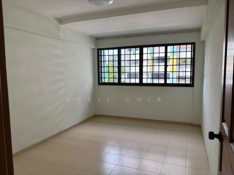 154 Yishun Street 11, 154 Yishun Street 11, 3 Bedrooms, 1,302 sqft, HDB Flat For Sale, by April Chia, 500166281 - Interior - PropertyGuru.com.sg