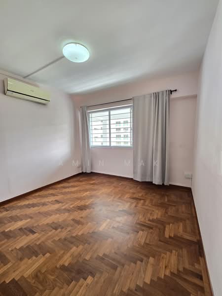 526 Serangoon North Avenue 4, 526 Serangoon North Avenue 4, 3 Bedrooms, 900 sqft, HDB Flat For Rent, by Amin Mak, 500166290 - Bedroom 2 (w/dedicated toilet) - PropertyGuru.com.sg