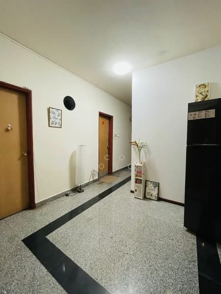 St Francis Court, 90 Saint Francis Road, Room Rental, 130 sqft, Apartment For Rent, by Malcolm Wong, 500166298 - Corridor - PropertyGuru.com.sg