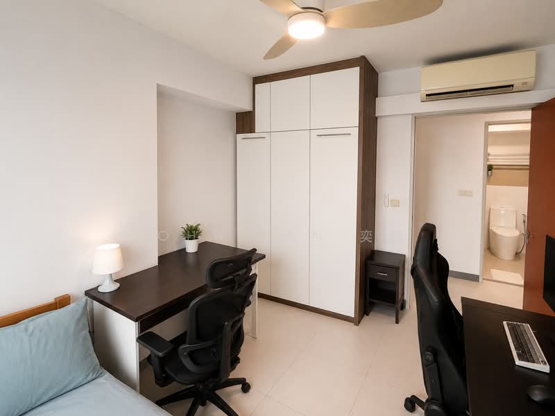 53 Commonwealth Drive, 53 Commonwealth Drive, 3 Bedrooms, 947 sqft, HDB Flat For Sale, by John Tan 奕欣, 500166303 - Bedroom - PropertyGuru.com.sg