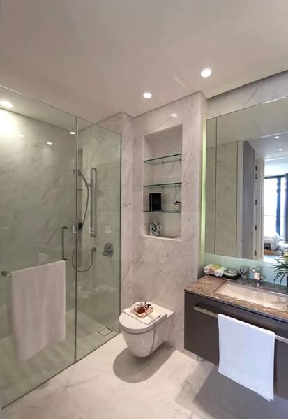 South Beach Residences, 28 South Beach Road, 4 Bedrooms, 2,260 sqft, Condominium For Sale, by Lester T., 500166308 - Bathroom - PropertyGuru.com.sg