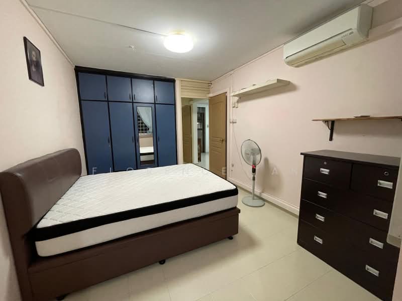 836 Tampines Street 82, 836 Tampines Street 82, 3 Bedrooms, 875 sqft, HDB Flat For Rent, by Florence Tan, 500166309 - Bedroom - PropertyGuru.com.sg
