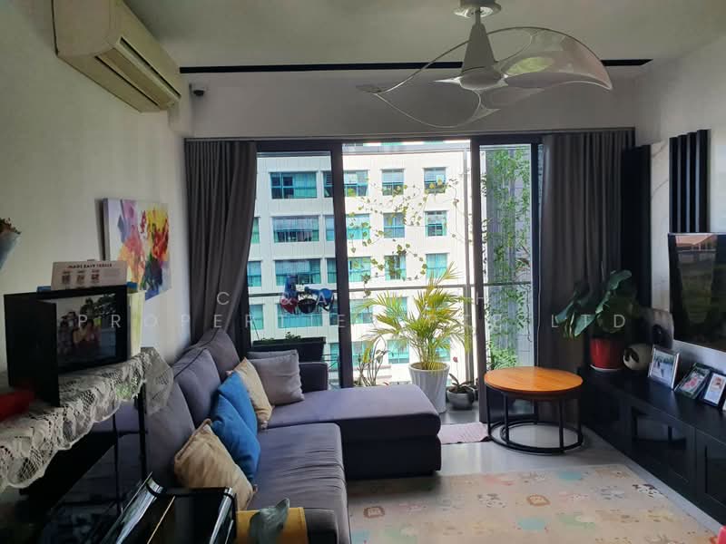 Waterford Residence, 21 Kim Yam Road, 4 Bedrooms, 1,819 sqft, Condominium For Sale, by TAN WAN TENG JENNY, 500166320 - Living Room - PropertyGuru.com.sg