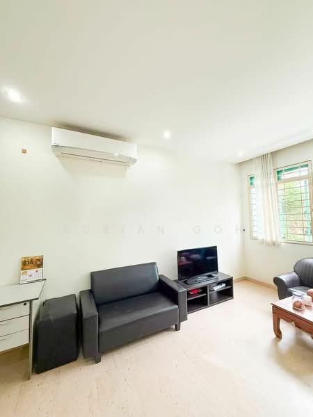 Ballota Park Condo, 152 Mariam Way, 2 Bedrooms, 990 sqft, Condominium For Rent, by Adrian Goh, 500166342 - Living Room - PropertyGuru.com.sg