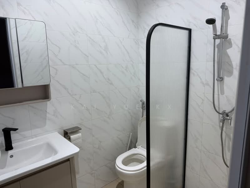 15 Jalan Bunga Rampai, Singapore 538405, , Room Rental, 250 sqft, Terraced House For Rent, by Kai Yue KX, 500166351 - PropertyGuru.com.sg