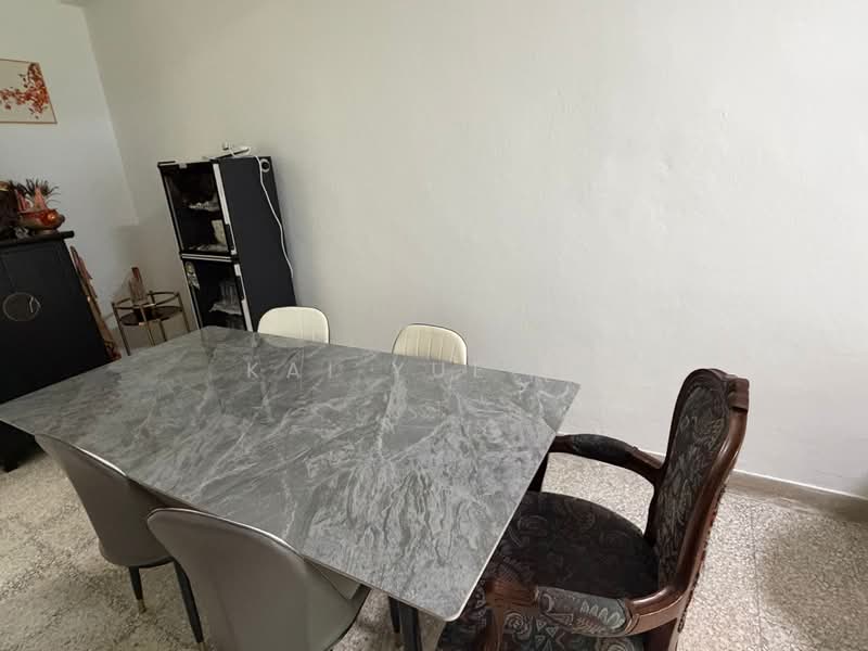 15 Jalan Bunga Rampai, Singapore 538405, , Room Rental, 250 sqft, Terraced House For Rent, by Kai Yue KX, 500166351 - Dining Room - PropertyGuru.com.sg