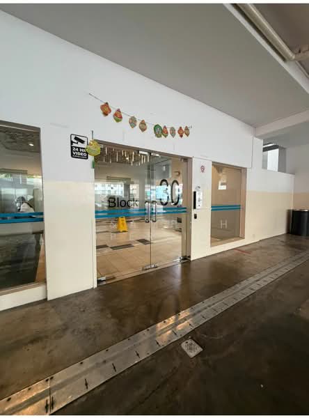 Kerrisdale, 30 Sturdee Road, 3 Bedrooms, 1,259 sqft, Condominium For Rent, by CHEN JENNY CHONG-LEE, 500166353 - Entrance - PropertyGuru.com.sg