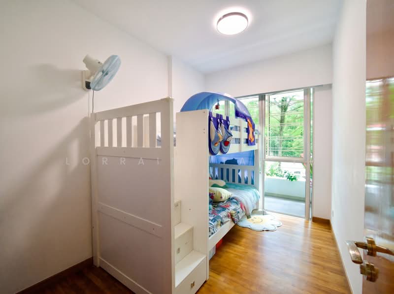 Sunglade, 5 Serangoon Avenue 2, 3 Bedrooms, 1,109 sqft, Condominium For Sale, by Lorraine Tan Yu Lin, 500166355 - Bedroom - PropertyGuru.com.sg