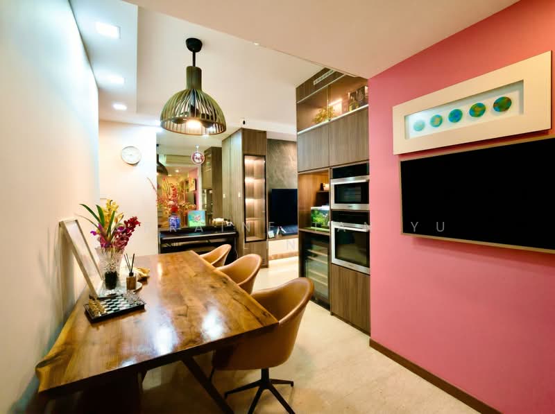 Sunglade, 5 Serangoon Avenue 2, 3 Bedrooms, 1,109 sqft, Condominium For Sale, by Lorraine Tan Yu Lin, 500166355 - Dining Room - PropertyGuru.com.sg